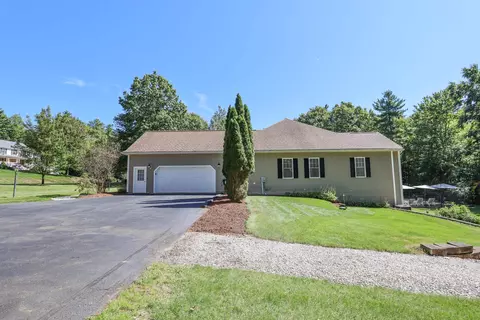 Exterior - 21 Barberry St, Hooksett, NH 03106 photo 14 of 15