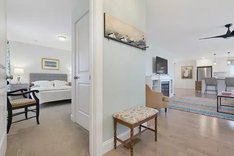 Entry Way - 30 Apple Way, Epping, NH 03042 photo 1 of 6