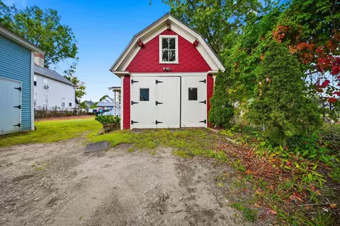 Exterior - 34 West St, Concord, NH 03301 photo 4 of 7