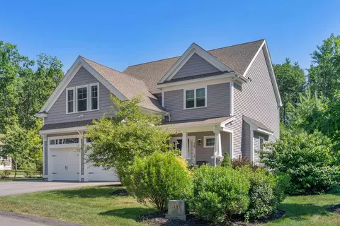 38 Walford Ln, Portsmouth, NH 03801