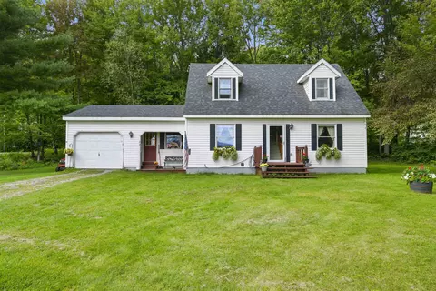 26 Waynes World Rd, Enosburg, VT 05450