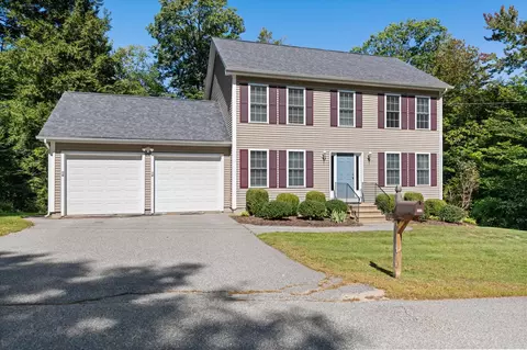 112 Robieson Dr, Bristol, NH 03222