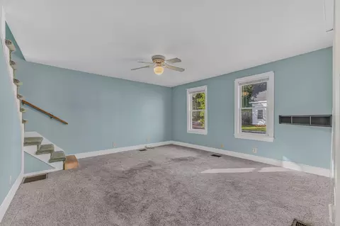 Living - 51 School St, Lisbon, NH 03585 photo 1 of 4