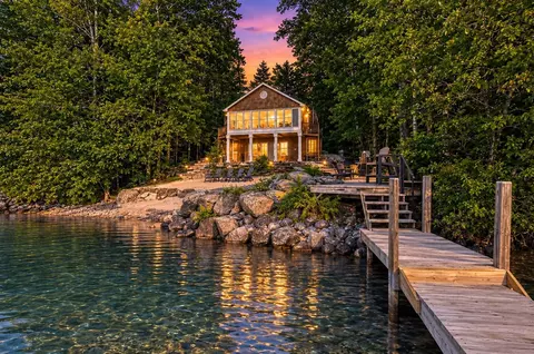 123 Kimball Dr, Moultonborough, NH 03254
