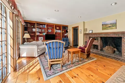 Living - 66 Bennett Rd, Durham, NH 03824 photo 2 of 7