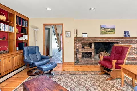 Living - 66 Bennett Rd, Durham, NH 03824 photo 4 of 7