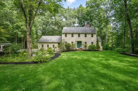 Exterior - 9 Millstream Dr, Exeter, NH 03833 photo 2 of 7