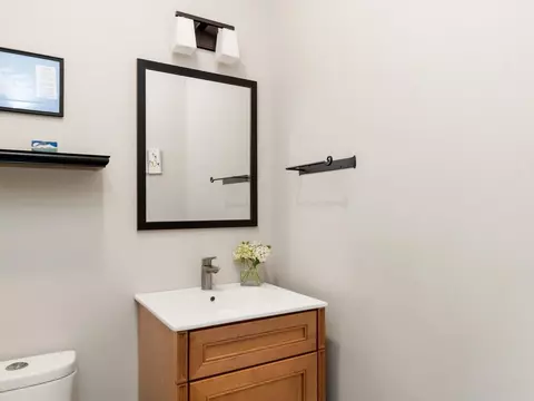 Bath - 747 Terrace Dr, Williston, VT 05495 photo 1 of 8