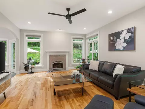 Living - 747 Terrace Dr, Williston, VT 05495 photo 3 of 5