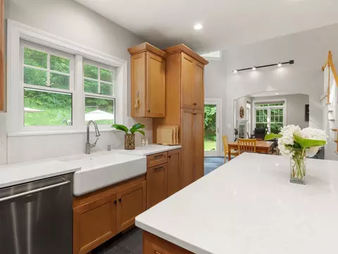 Kitchen - 747 Terrace Dr, Williston, VT 05495 photo 3 of 9