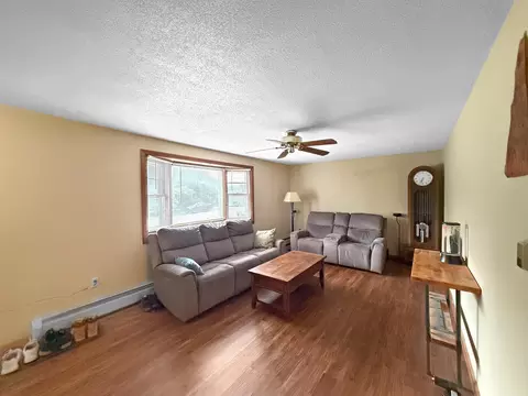 Living - 224 Goboro Rd, Epsom, NH 03234 photo 2 of 5