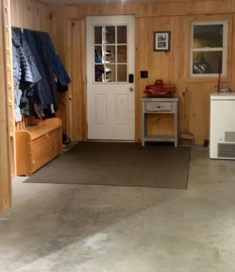 Entry Way - 46 Foothills Dr, Jericho, VT 05465 photo 3 of 3