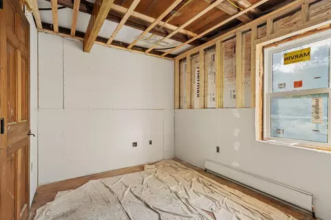 Bedroom - 94 Foundry Rd, Tunbridge, VT 05077 photo 1 of 2