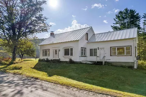 Exterior - 94 Foundry Rd, Tunbridge, VT 05077 photo 2 of 6