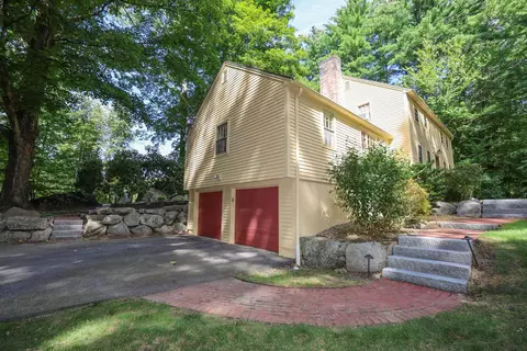 Exterior - 5 Runawit Rd, Exeter, NH 03833 photo 4 of 18