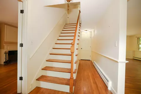 Entry Way - 5 Runawit Rd, Exeter, NH 03833 photo 3 of 5