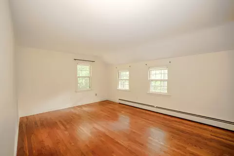 Bedroom - 5 Runawit Rd, Exeter, NH 03833 photo 6 of 9