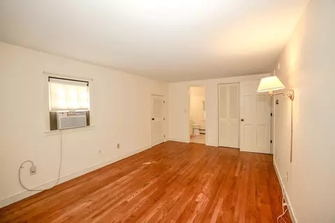 Bedroom - 5 Runawit Rd, Exeter, NH 03833 photo 4 of 9