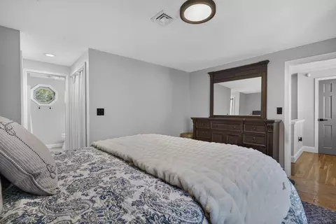 Bedroom - 28 Stacey Cir, Windham, NH 03087 photo 3 of 3