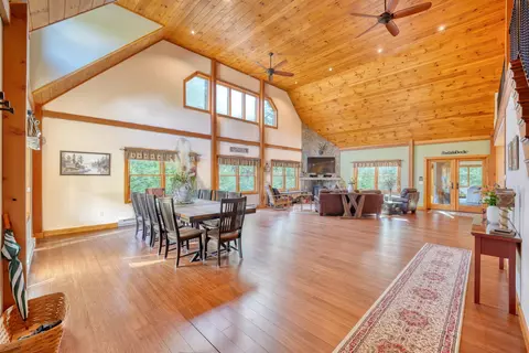 Dining - 820 Main St, Andover, NH 03216 photo 1 of 2