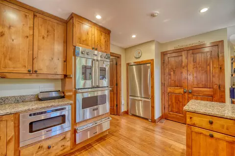 Kitchen - 820 Main St, Andover, NH 03216 photo 5 of 9