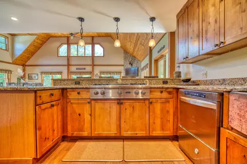 Kitchen - 820 Main St, Andover, NH 03216 photo 2 of 9