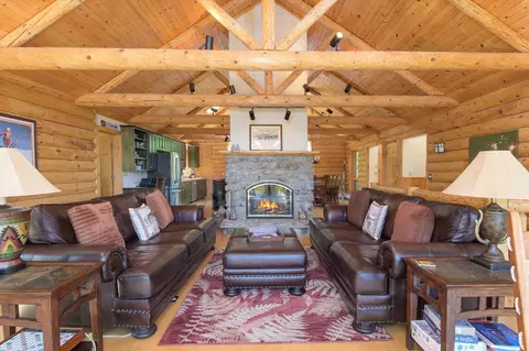 Living - 259 Beechnut Dr, Peru, VT 05152 photo 1 of 7