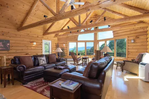 Living - 259 Beechnut Dr, Peru, VT 05152 photo 4 of 7