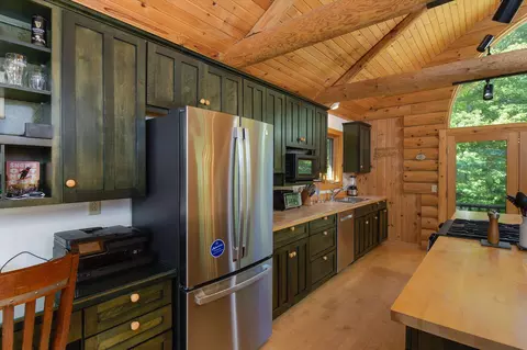 Kitchen - 259 Beechnut Dr, Peru, VT 05152 photo 2 of 3