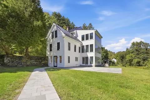 2033 South Rd, Woodstock, VT 05091