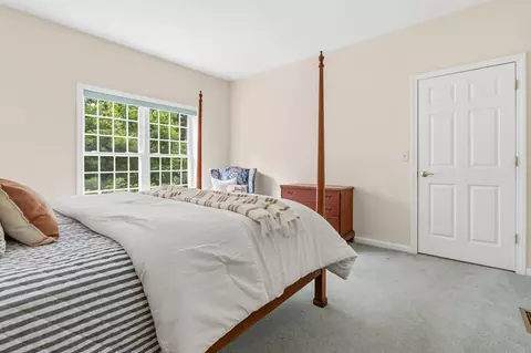 Bedroom - 34 Mammoth Rd #25, Hooksett, NH 03106 photo 2 of 7