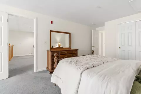 Bedroom - 34 Mammoth Rd #25, Hooksett, NH 03106 photo 7 of 7