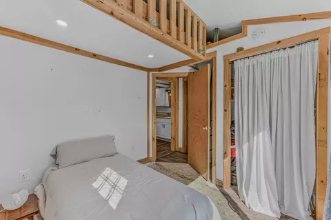 Bedroom - 70 Ledge Rd, Lisbon, NH 03585 photo 3 of 6