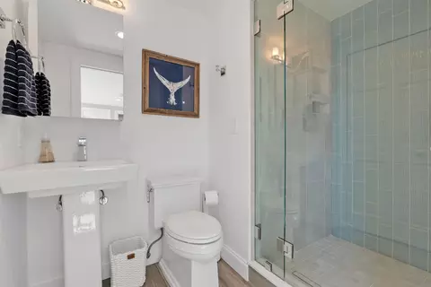 Bath - 741 Ocean Blvd, Hampton, NH 03842 photo 6 of 6