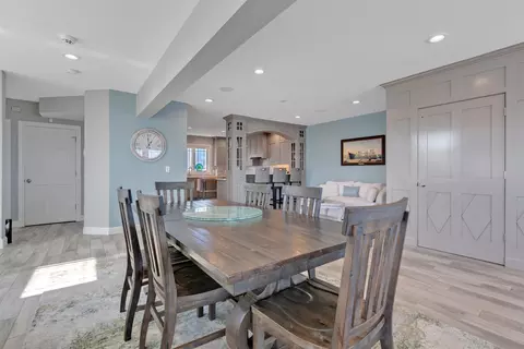 Dining - 741 Ocean Blvd, Hampton, NH 03842 photo 4 of 4