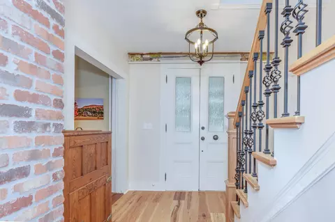 Entry Way - 21 E Main St, Warner, NH 03278 photo 1 of 4