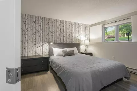 Bedroom - 768 E Mountain Rd #C1, Killington, VT 05751 photo 2 of 2