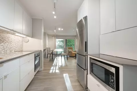 Kitchen - 768 E Mountain Rd #C1, Killington, VT 05751 photo 3 of 6