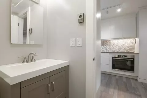 Bath - 768 E Mountain Rd #C1, Killington, VT 05751 photo 1 of 1