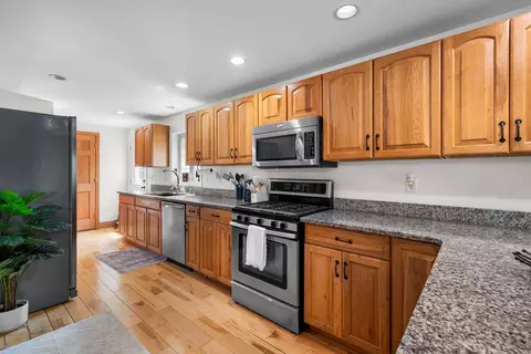 Kitchen - 60 Chichester Rd, Loudon, NH 03307 photo 2 of 5