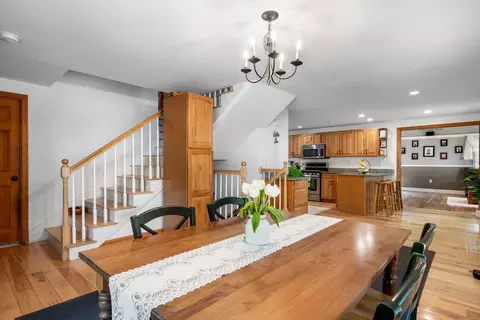 Entry Way - 60 Chichester Rd, Loudon, NH 03307 photo 2 of 2