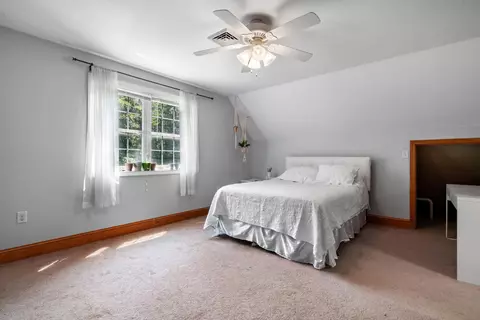 Bedroom - 60 Chichester Rd, Loudon, NH 03307 photo 5 of 9