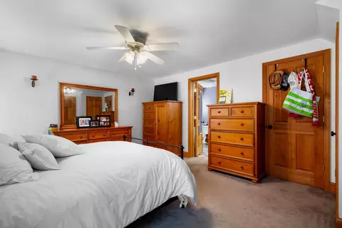 Bedroom - 60 Chichester Rd, Loudon, NH 03307 photo 7 of 9