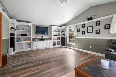Living - 60 Chichester Rd, Loudon, NH 03307 photo 2 of 3