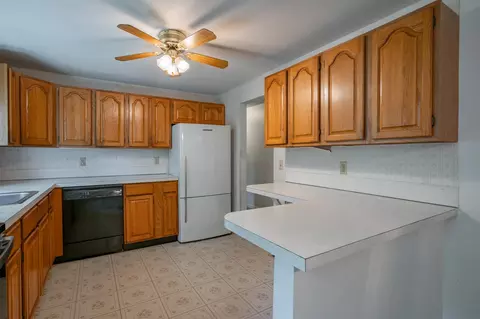 Kitchen - 136 Maple Ave, Atkinson, NH 03811 photo 1 of 4