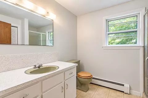 Bath - 136 Maple Ave, Atkinson, NH 03811 photo 3 of 3