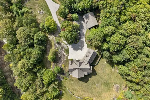 View/Area - 960 Beach Pond Rd, Wolfeboro, NH 03894 photo 5 of 9
