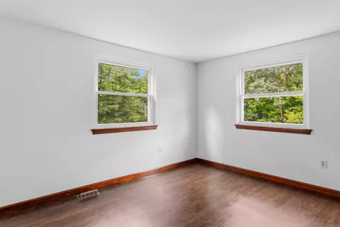 Bedroom - 31 Juniper Rd # R, Derry, NH 03038 photo 1 of 6