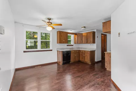 Kitchen - 31 Juniper Rd # L, Derry, NH 03038 photo 1 of 4