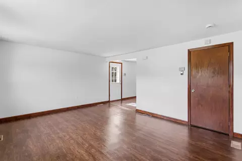 Living - 31 Juniper Rd # L, Derry, NH 03038 photo 1 of 7